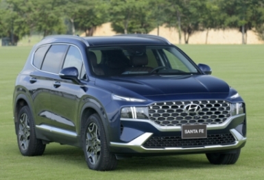 Lỗi camera lùi, hơn 20.000 ô tô Hyundai Santa Fe bị triệu hồi