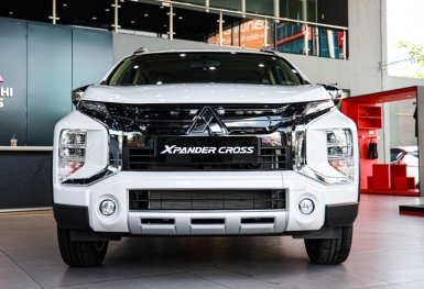 Giá xe Mitsubishi Xpander Cross lăn bánh cuối tháng 6/2024: Tưng bừng ưu đãi, áp đảo Suzuki XL7