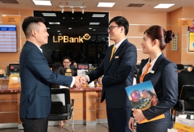 LPBank dự kiến trình ĐHĐCĐ trả cổ tức 16,8% bằng cổ phiếu