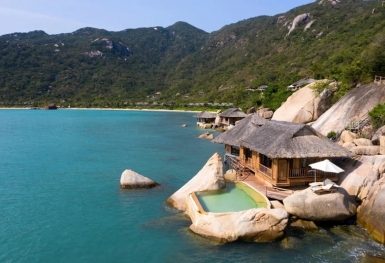 Ông chủ resort Six Senses Ninh Van Bay giải trình gì khi cổ phiếu tím trần liên tiếp