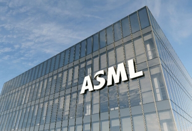 Cổ phiếu ASML chạm mốc cao nhất mọi thời đại