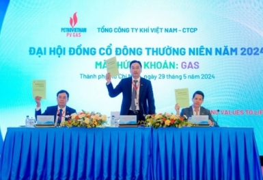 PV GAS thông báo về chốt danh sách chia cổ tức và phát hành cổ phiếu để tăng vốn