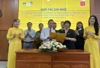 PVcomBank và UBND huyện Dầu Tiếng ký kết hợp tác về thúc đẩy chuyển đổi số