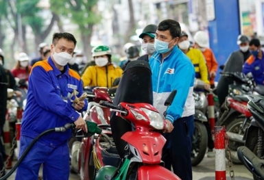 Giá xăng dầu hôm nay 16/11: Thấp nhất trong 1 tháng trở lại đây, RON 95 sẽ còn giảm tiếp!