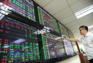 Quy mô vốn hóa thị trường cổ phiếu tính đến 11/2024 bằng 67,2% GDP 2023