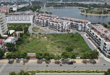 Sau hơn 11 năm, dự án Hacom Mall Ninh Thuận vẫn còn những khoảng trống mênh mông