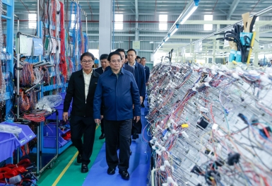 Tập đoàn THACO được đề nghị nghiên cứu, sản xuất toa tàu đường sắt tốc độ cao