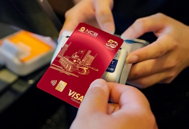 Giới trẻ tự hào sở hữu thẻ tín dụng NCB Visa Thống nhất, NCB tiếp tục phát huy lòng yêu nước vào sản phẩm mới