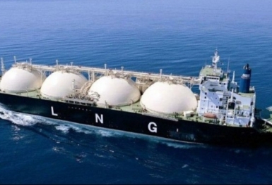 Vì sao nhập khẩu LNG tại châu Âu tăng mạnh trong khi châu Á lại giảm?