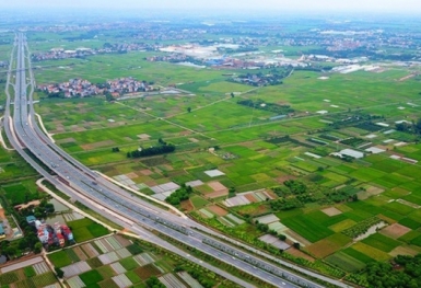 Giá đất nền nhiều khu vực quanh Hà Nội có xu hướng tăng nóng