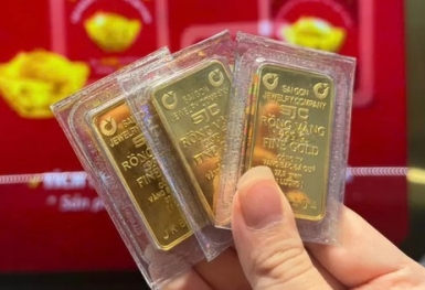 Giá vàng vượt 106 triệu đồng