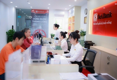 Tin tức ngân hàng nổi bật tuần qua: Techcombank triển khai dịch vụ đổi ngoại tệ trực tuyến