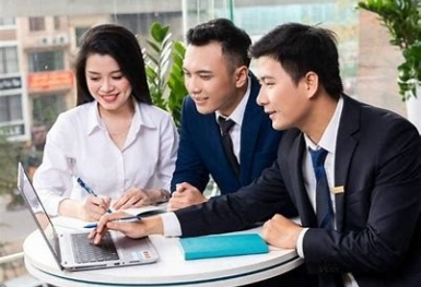 Sự thật 'dở khóc dở cười' về mức lương 'trong mơ' của nhân viên bảo hiểm