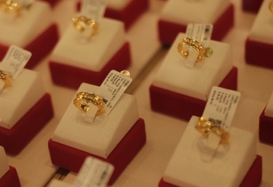 Giá vàng diễn biến khó lường