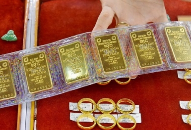 Giá vàng tăng gần 2 triệu đồng
