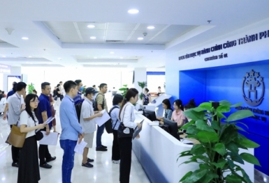 Hà Nội tiếp nhận hồ sơ trực tuyến liên quan đến đất đai: Người dân hưởng lợi gì?