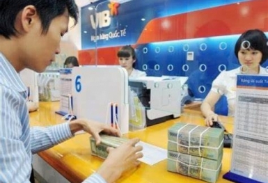 Điểm tin ngân hàng ngày 4/6: Nhiều áp lực khiến mặt bằng lãi suất khó giảm sâu trong thời gian tới