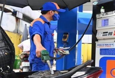 Giá xăng dầu đồng loạt tăng hơn 1.000 đồng/lít