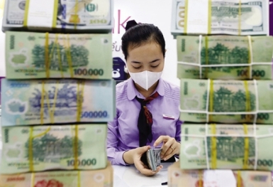 Điểm tin ngân hàng ngày 21/6: Loạt ngân hàng tăng tốc “bơm” tín dụng cho bất động sản