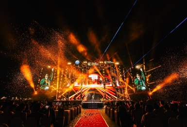 Mãn nhãn với “siêu sân khấu” tại Đại nhạc hội T&T City Millennia