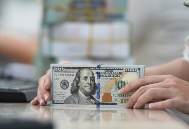 Điểm tin ngân hàng ngày 20/8: Tỷ giá ngân hàng chạm mốc kỷ lục mới