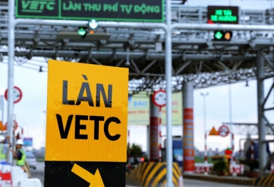 Từ 1/10, ô tô không được qua trạm thu phí nếu chưa có tài khoản giao thông