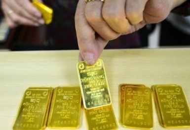 Sau kỳ nghỉ lễ, giá vàng tăng vượt 133 triệu đồng