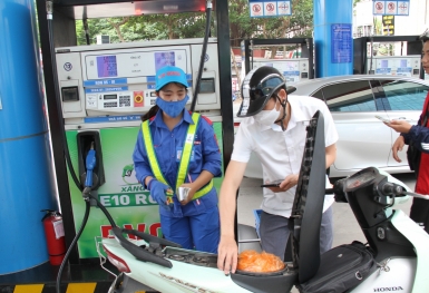 Giá xăng dầu đồng loạt tăng từ 15h ngày 4/9
