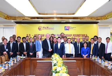 Nhiều ông lớn Hoa Kỳ muốn hợp tác với T&T Group để phát triển công nghiệp hàng không tại Việt Nam