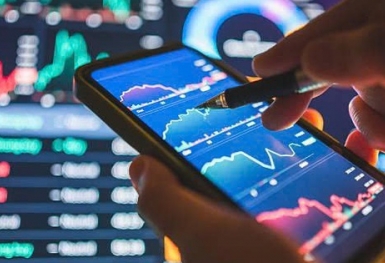 VIC bứt phá, VN-Index vẫn lao dốc dưới sức ép bank – chứng – thép