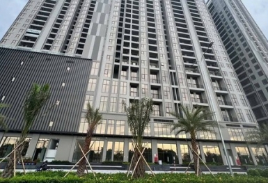 Có tiền tỷ trong tay, người trẻ vẫn 'bất lực' trước giá nhà Hà Nội