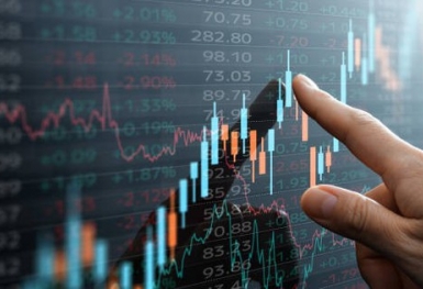 VN-Index vượt đỉnh 1.700 điểm: “Cặp đôi” VHM – VRE dẫn sóng.