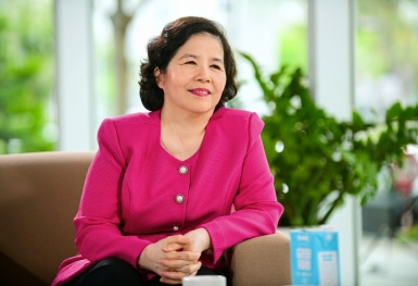 Bà Mai Kiều Liên được vinh danh Top 100 phụ nữ quyền lực nhất Châu Á năm 2025