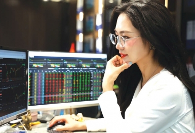 Chứng khoán tuần mới (từ 27 đến 31/10): Nhịp tái cơ cấu?