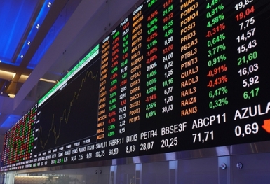 Cơn 'bão bán tháo' cuốn bay hơn 30 điểm VN-Index