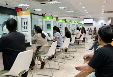 Ngành ngân hàng cơ cấu nợ, giảm lãi, mở gói tín dụng ưu đãi hỗ trợ vùng lũ