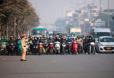 Hà Nội sẽ cấm xe máy xăng theo giờ ở những khu vực nào?
