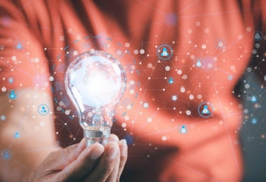 Những động thái bất ngờ đáng chú ý từ loạt doanh nghiệp lớn phiên 2/12