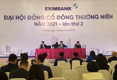 Sau đại hội cổ đông, loạt doanh nghiệp và ngân hàng thay 'ghế nóng'