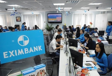 Tin ngân hàng nổi bật trong tuần: 'Big4' ngân hàng rao bán loạt bất động sản, Eximbank sắp phát hành tối đa 5.000 trái phiếu