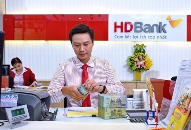 Tin ngân hàng ngày 12/8: HSBC Việt Nam tài trợ tín dụng xanh trị giá 900 tỷ đồng cho Tập đoàn REE