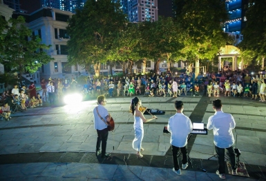 Sunshine Group khởi động chuỗi hoạt động nghệ thuật hàng tuần đặc sắc dành cho ‘người dùng cuối’