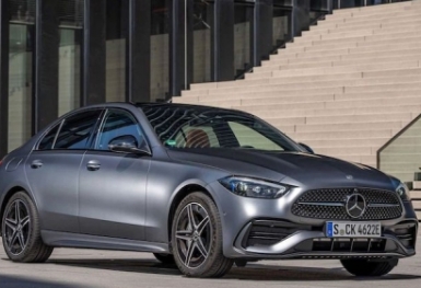 Việt Nam triệu hồi loạt Mercedes Benz có nguy cơ cháy nổ cao