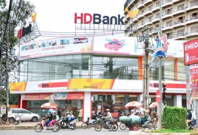 Chính sách giảm 'sốc' lãi suất cho vay tại Vietcombank và HDBank được áp dụng với các khoản vay nào?