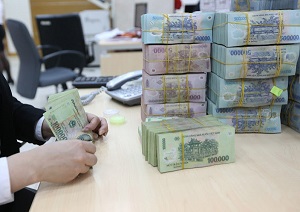 Năm 2022, dư nợ công và dư nợ vay nước ngoài trong phạm vi cho phép
