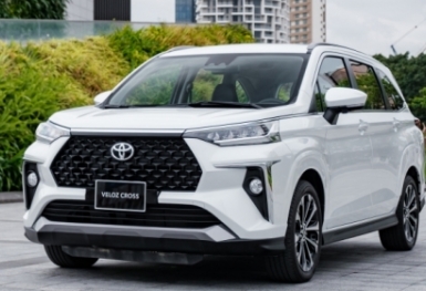 Việt Nam triệu hồi loạt xe Toyota Veloz do lỗi đồng hồ táp lô