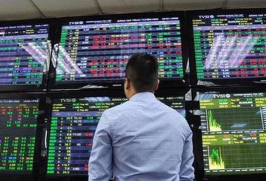 VFS: Lãi suất tiếp tục gây áp lực nửa đầu năm, VN-Index sẽ dao động trong vùng 950 - 1.250 điểm