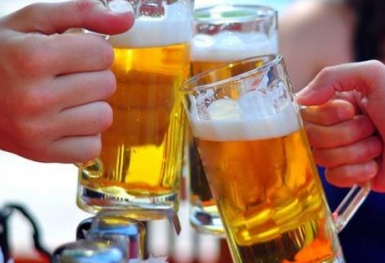 Hai “ông lớn” ngành bia Sabeco và Habeco đang 'đốt' bao nhiêu tiền cho quảng cáo, khuyến mại?