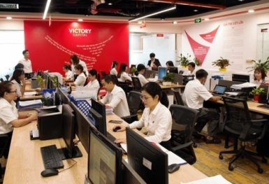 Kinh doanh thua lỗ, PTL chào bán 100 triệu cổ phiếu gấp hơn 2 lần thị giá để mua đất