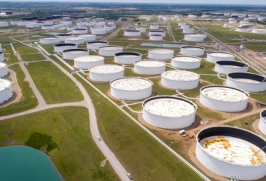 Giá dầu thô quay đầu tăng, Brent vượt mốc 80 USD/thùng